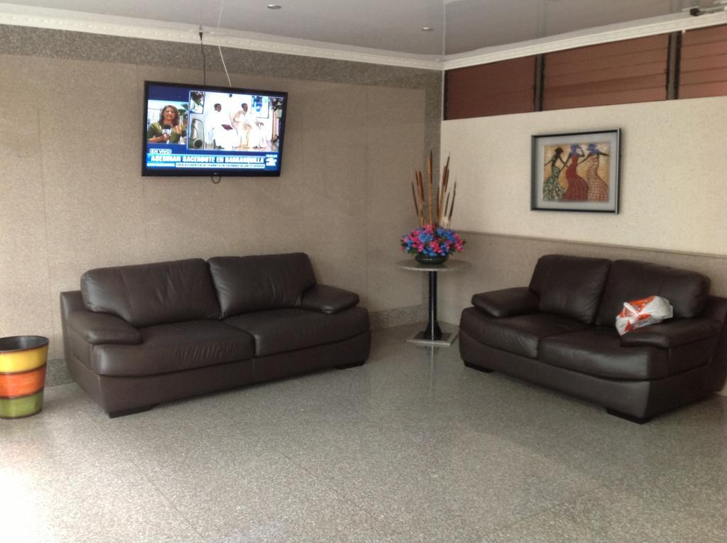 Hoteles Bogota Inn El Lago Country Zona Rosa الغرفة الصورة